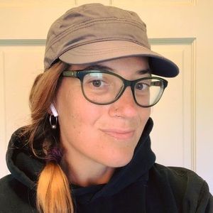 Meet your Posher, Julia